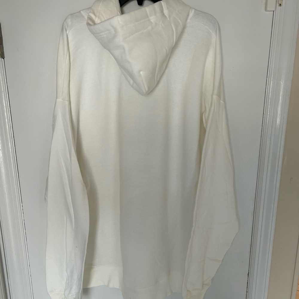 White Bulldog Graphic Sweatshirt - Picture 4 of 7